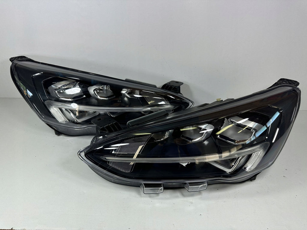 Frontscheinwerfer Ford Focus MX7B-13E015-ED MX7B-13E014-ED Rechts oder Links SCH8685625044ob