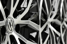 Load image into Gallery viewer, 4x Alufelge 17 Zoll 7.5" 5x100 44ET Glanz Schwarz 6C0601025K VW Polo Rim Wheel FEL1672899425mt