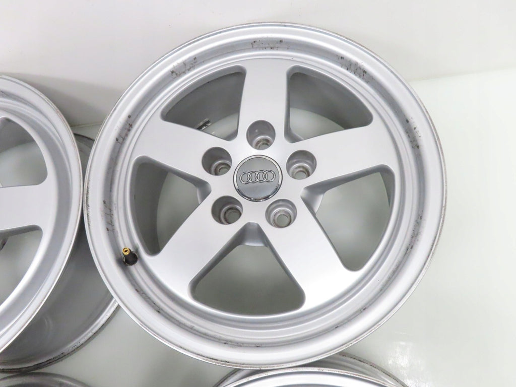 4x Alufelge 16 Zoll 7.0" 5x112 35ET Glanz Silber 8W0601025 Audi A4 B9 Rim Wheel FEL8837305096th