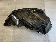 Load image into Gallery viewer, Frontscheinwerfer Audi A6 C8 4K0941033 full LED Links Scheinwerfer Headlight