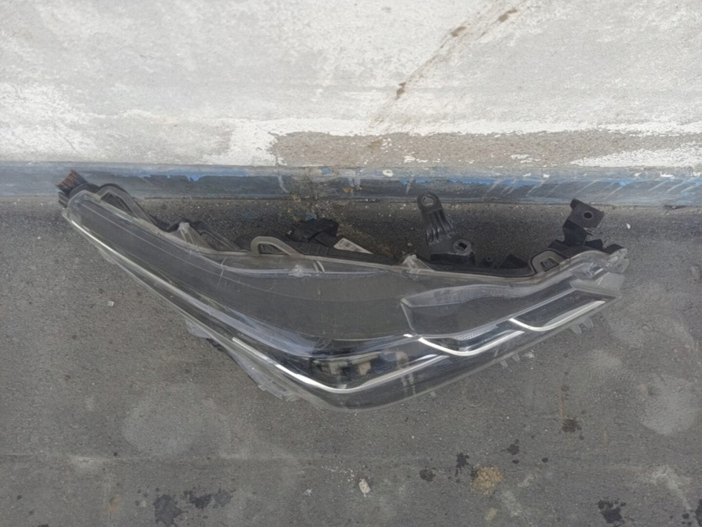 Frontscheinwerfer Toyota Corolla 81110-02T31-00 Rechts Scheinwerfer Headlight SCH9717270484rw