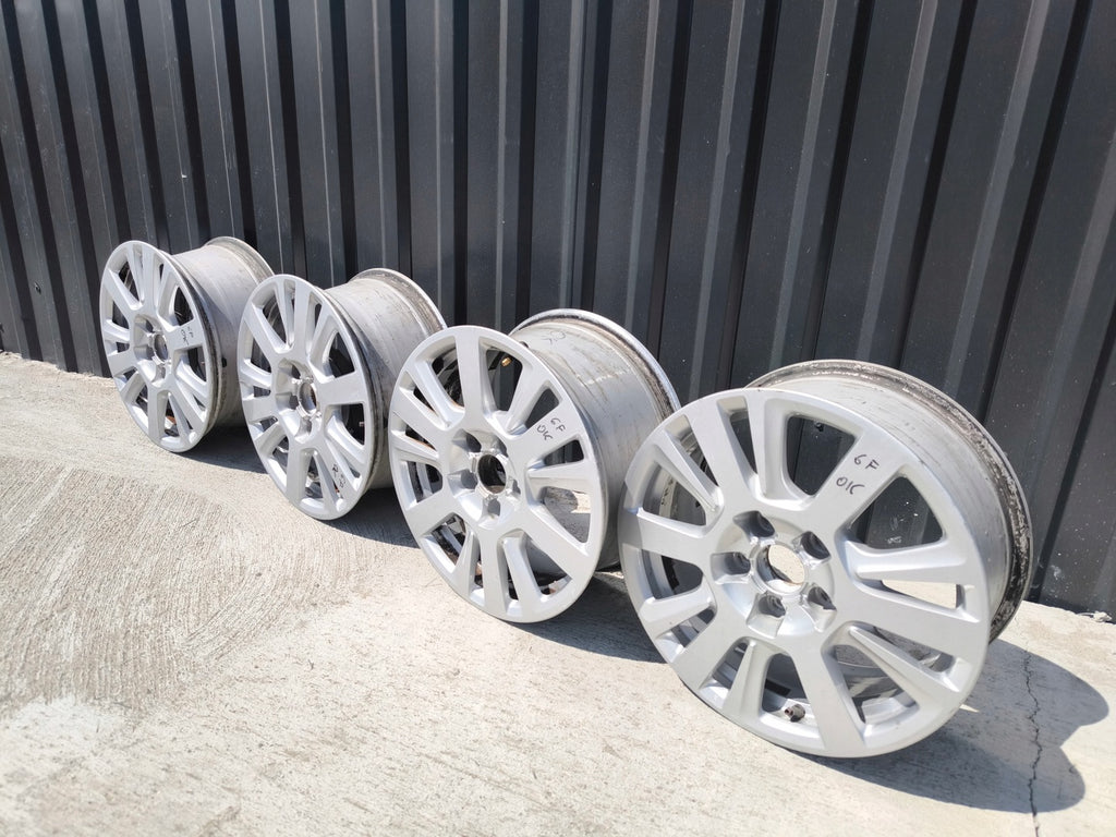 4x Alufelge 16 Zoll 7.0" 5x112 42ET Glanz Silber 4F0601025CF Audi A4 A3