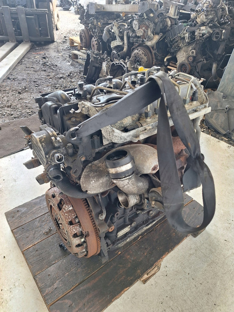 Motor Renault Master II G9U A724 2.5 DCI Diesel Engine Unkomplett