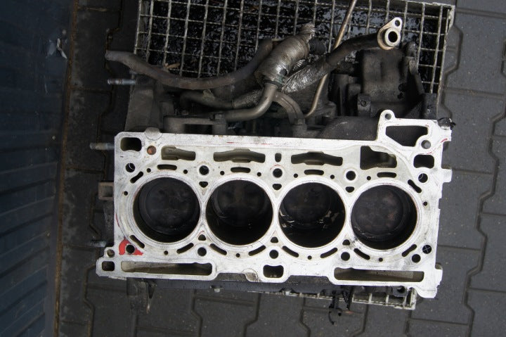 Motorblock Maserati I 670053115 2.0 330PS 243kW 2022 Benzin Unkomplett MOT8658149235dg