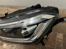 Laden Sie das Bild in den Galerie-Viewer, Frontscheinwerfer VW Taigo 2G7941035 Full LED Links Scheinwerfer Headlight SCH3294349223nh