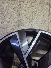 Load image into Gallery viewer, 1x Alufelge 19 Zoll 7.0" 5x112 43ET Skoda Kodiaq Rim Wheel FEL7892770054ki