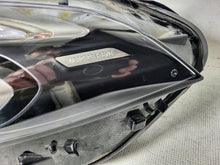 Laden Sie das Bild in den Galerie-Viewer, Frontscheinwerfer Mercedes-Benz W177 A1779064703 LED Links Headlight SCH7846802837ko