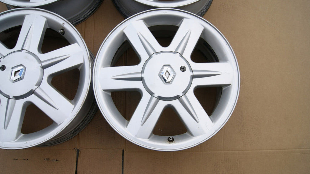4x Alufelge 16 Zoll 6.5" 5x108 50ET Glanz Silber RE7601 Renault Rim Wheel FEL1914502659de