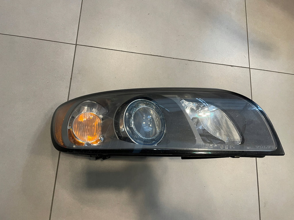 Frontscheinwerfer Volvo V50 3098890 Xenon Rechts Scheinwerfer Headlight SCH8872056310vp