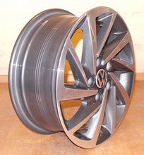 Laden Sie das Bild in den Galerie-Viewer, 1x Alufelge 16 Zoll 6.5" 5x112 46ET Glanz Graphit 5G0601025DM Mg Golf Vii FEL3726368075qz