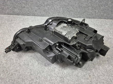 Laden Sie das Bild in den Galerie-Viewer, Frontscheinwerfer Audi A3 8Y0941035F LED Links Scheinwerfer Headlight SCH9520453901vy