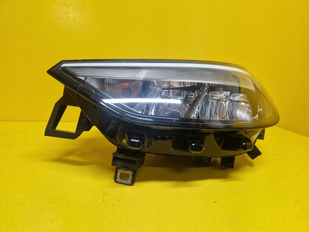 Frontscheinwerfer VW Id.3 10B941029 Full LED Ein Stück (Rechts oder Links) SCH9996211649sw