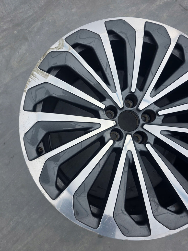 1x Alufelge 21 Zoll 9.5" 5x112 36ET Glanz Grau 4KE601025G Audi Rim Wheel FEL8127375287sb