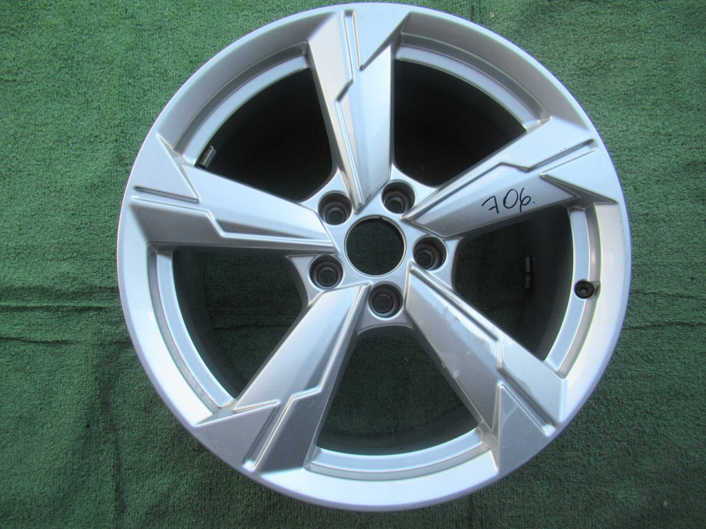 1x Alufelge 18 Zoll 8.0" 5x112 39ET Glanz Silber 4K8601025 Audi A6 B9 Rim Wheel