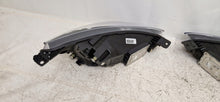 Laden Sie das Bild in den Galerie-Viewer, Frontscheinwerfer Ford Focus JX7B13E14-CE LED Ein Satz Scheinwerfer Headlight