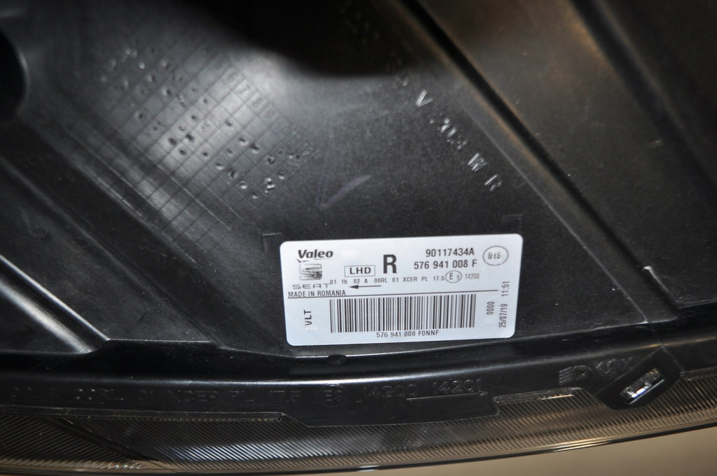 Frontscheinwerfer Seat Ateca 576941008F 576941007D Full LED Rechts oder Links