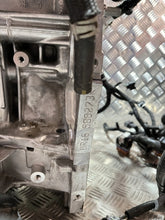 Laden Sie das Bild in den Galerie-Viewer, Motor Nissan Juke HR16DE H4MC632 1.6 143PS 32TKm 2023 Benzin Engine Komplett MOT2263605511li