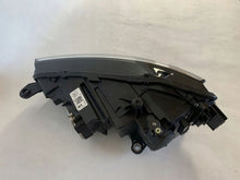 Laden Sie das Bild in den Galerie-Viewer, Frontscheinwerfer Skoda Scala 657941018A FALSE Scheinwerfer Headlight SCH2184286322bl