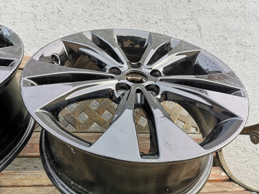 1x Alufelge 18 Zoll 7.5" 5x112 51ET Glanz Schwarz 6885381 BMW F39 X1 F48