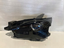 Load image into Gallery viewer, Frontscheinwerfer Mazda Cx-30 DGJ1-51040 LED Ein Stück (Rechts oder Links)