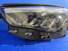 Laden Sie das Bild in den Galerie-Viewer, Frontscheinwerfer Mercedes-Benz W247 A2479063504 LED Links Headlight