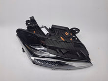 Laden Sie das Bild in den Galerie-Viewer, Frontscheinwerfer Peugeot 308 III 9851673580 LED Rechts Scheinwerfer Headlight SCH1152323574hy