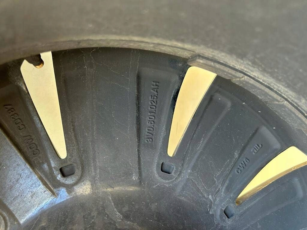 1x Alufelge 17 Zoll 3V0601025AH Skoda Superb Rim Wheel FEL5352585554er