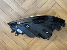 Laden Sie das Bild in den Galerie-Viewer, Frontscheinwerfer Skoda Superb 3P1941016 3P1941015 LED Ein Satz Headlight SCH3036170961yo