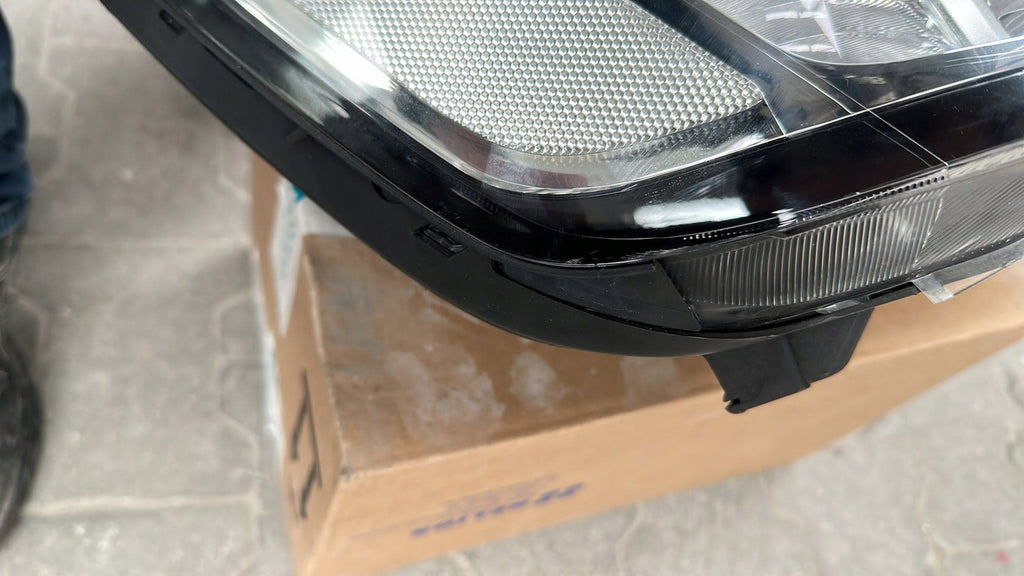 Frontscheinwerfer Hyundai H350 Rechts Scheinwerfer Headlight