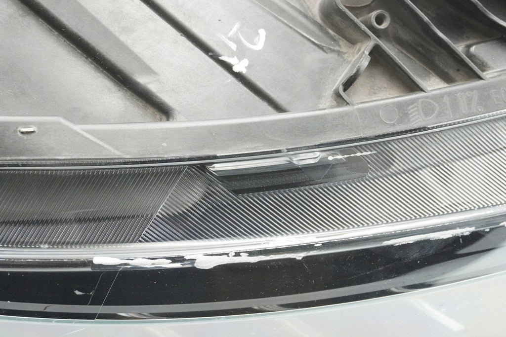 Frontscheinwerfer Skoda Fabia Rechts Scheinwerfer Headlight SCH5292094349xq