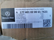 Load image into Gallery viewer, 1x Alufelge 17 Zoll 6.5" 5x112 44ET Glanz Schwarz A1774010200 Mercedes-Benz Amg FEL1264818349hq