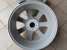 Laden Sie das Bild in den Galerie-Viewer, 1x Alufelge 17 Zoll 7.5" 5x112 47 5ET A2044013502 Mercedes-Benz X204 Rim Wheel FEL1930305636fr