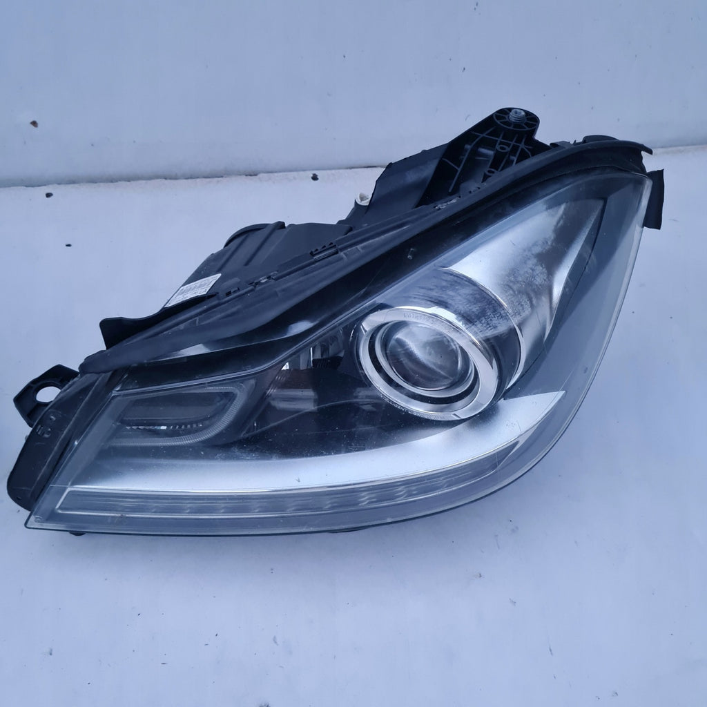 Frontscheinwerfer Mercedes-Benz W204 A2048204639 Xenon Rechts oder Links SCH5914215816pk