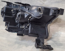 Laden Sie das Bild in den Galerie-Viewer, Frontscheinwerfer Ford Ranger JB3B-13D154 Links Scheinwerfer Headlight SCH2683226291hk