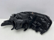 Laden Sie das Bild in den Galerie-Viewer, Frontscheinwerfer Toyota Auris 81110-02K30 Rechts Scheinwerfer Headlight SCH6867088910us