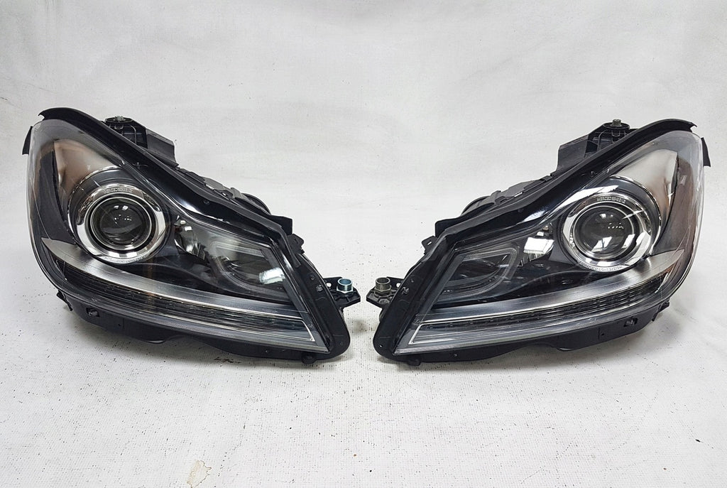 Frontscheinwerfer Mercedes-Benz W204 A2048204339 A2048204439 Xenon Ein Satz SCH2782021732ha