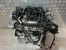 Laden Sie das Bild in den Galerie-Viewer, Motor Mazda 3 Bp PE27 2.0 14TKm 2024 Benzin Engine Komplett