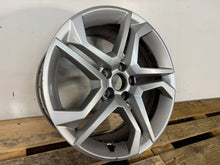 Laden Sie das Bild in den Galerie-Viewer, 1x Alufelge 18 Zoll 8.0" 5x112 80A601025BD Audi Q5 Rim Wheel FEL6845165000lo