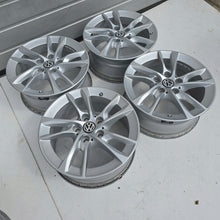 Load image into Gallery viewer, 4x Alufelge 16 Zoll 7.0" 5x112 47ET 6855083 BMW 4 Caddy V Golf VII Touran FEL5981274834ke