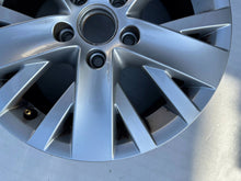 Laden Sie das Bild in den Galerie-Viewer, 1x Alufelge 16 Zoll 6.5" 5x112 5K0601025 VW Golf I Jetta Rim Wheel FEL1815471866yx