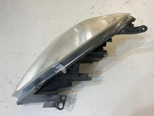 Laden Sie das Bild in den Galerie-Viewer, Frontscheinwerfer Opel Zafira B 13260845 Rechts Scheinwerfer Headlight