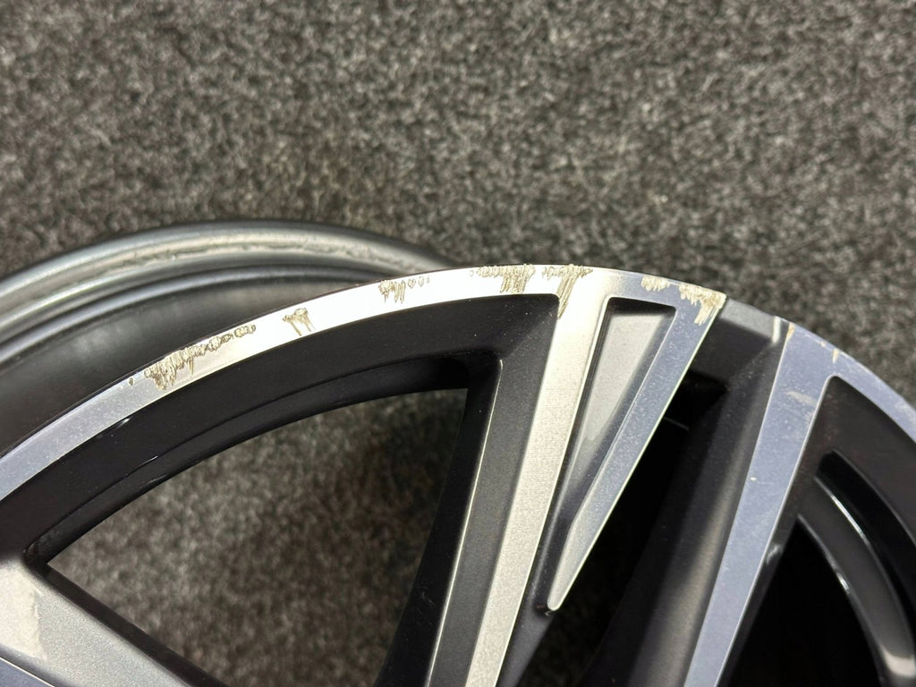 1x Alufelge 18 Zoll 6896768 BMW G22 G23 G26 Rim Wheel FEL8332021542xs