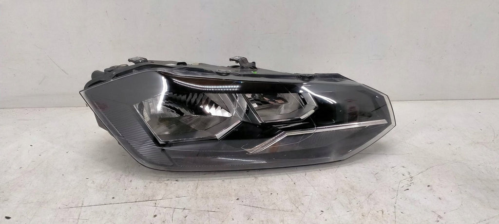 Frontscheinwerfer VW Polo 2G1941006 Rechts Scheinwerfer Headlight