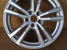 Laden Sie das Bild in den Galerie-Viewer, 1x Alufelge 18 Zoll 7.0" 5x112 8U0601025AJ Audi Q3 Rim Wheel FEL8364656252bc