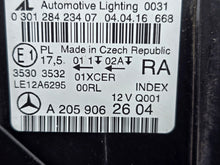 Laden Sie das Bild in den Galerie-Viewer, Frontscheinwerfer Mercedes-Benz W205 A2059062604 Rechts Scheinwerfer Headlight SCH1573967402pc