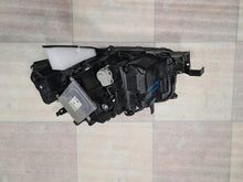 Laden Sie das Bild in den Galerie-Viewer, Frontscheinwerfer Mazda Cx30 DGJ151040 Links Scheinwerfer Headlight SCH2831864653rd