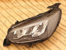 Laden Sie das Bild in den Galerie-Viewer, Frontscheinwerfer Peugeot II 208 90200109 9833036380 LED Links Headlight