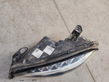 Laden Sie das Bild in den Galerie-Viewer, Frontscheinwerfer Mercedes-Benz Gla 1569061700 LED Links Scheinwerfer Headlight SCH6025365994hy