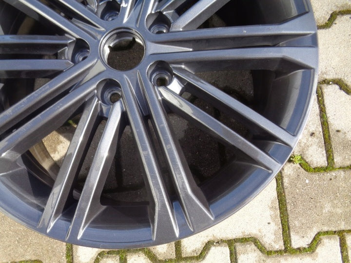 1x Alufelge 17 Zoll 7.0" 5x112 51ET Glanz Grau 5F0601025S Seat Leon Rim Wheel FEL2095226284rq
