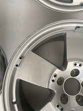 Laden Sie das Bild in den Galerie-Viewer, 4x Alufelge 19 Zoll 8.0" 5x112 39ET Glanz Silber 8R0071499A Audi Q5 Rim Wheel FEL7018142428mv